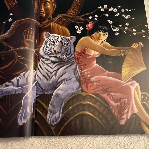 Mythos The Fantasy Art Reams of Frank Brunner trade paperback 2007 - Picture 5 of 9